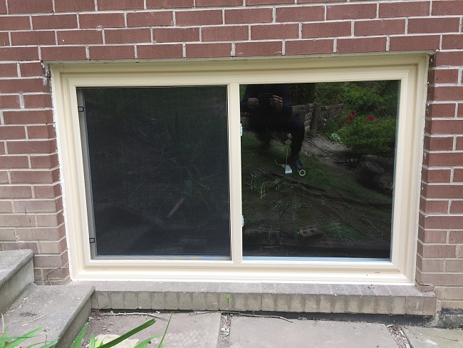 vinyl-windows-replacement-toronto-sliding-basement