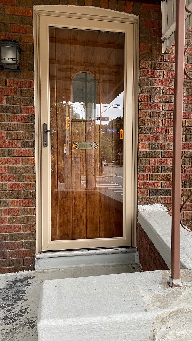Aluminum Storm door suppliers toronto