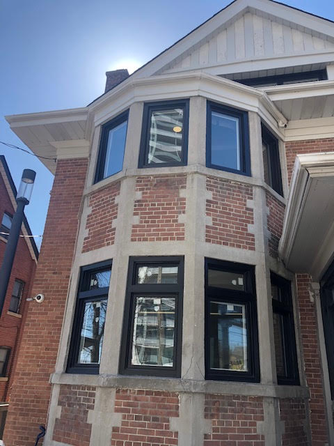 aluminum-windows-Toronto-brick-turret