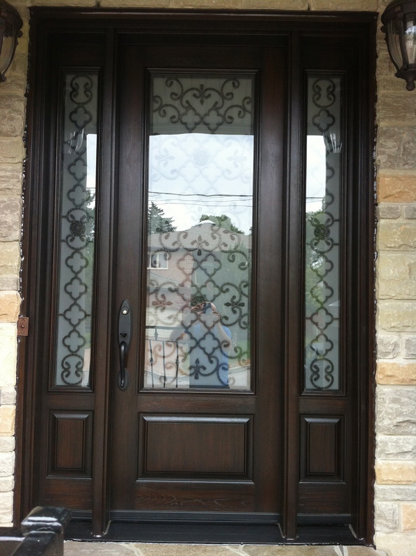 fiberglass-doors-installation-toronto-seethrough
