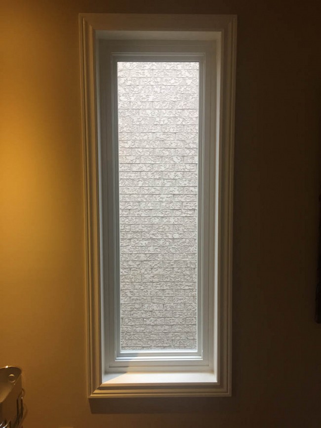 vinyl-windows-replacement-toronto-tall-narrow-privacy