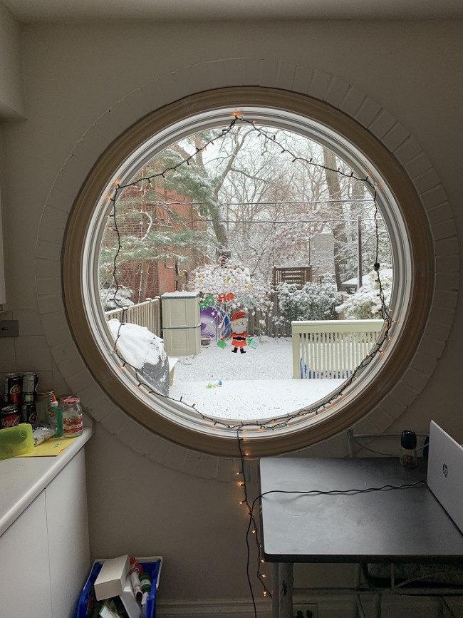 Vinyl- shaped- window-supplier