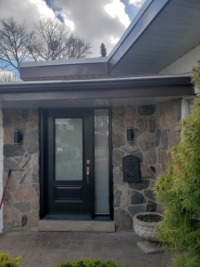 steel-door-installation-replacement-toronto-with-stone