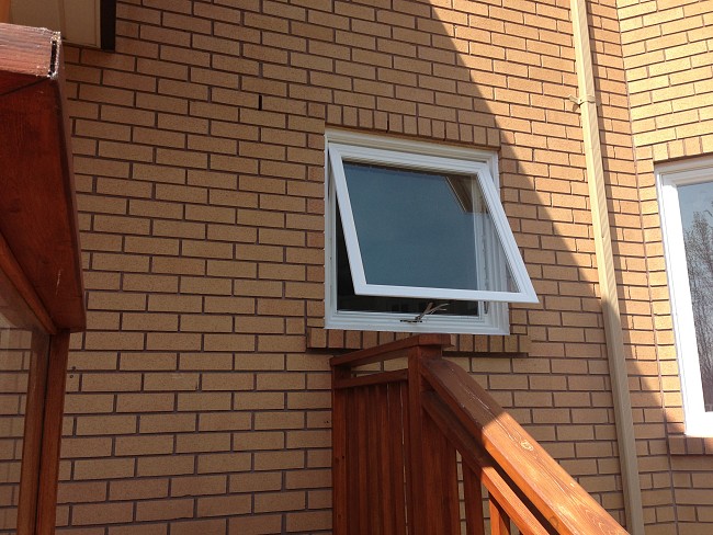 opening awning window