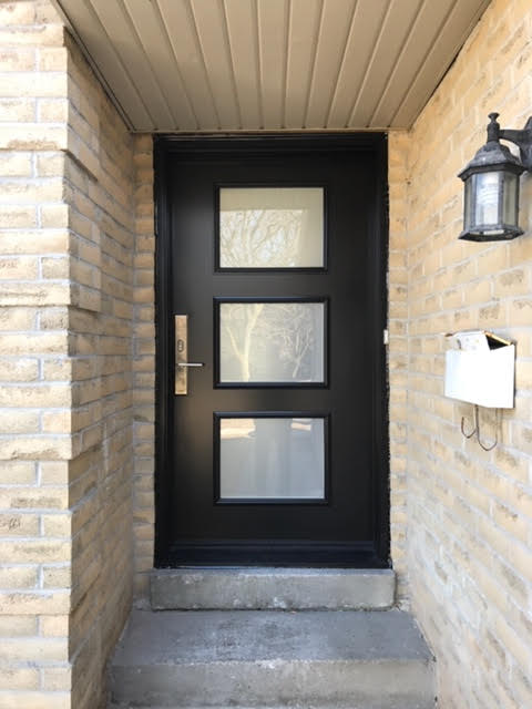 steel-door-installation-replacement-toronto-simple-light