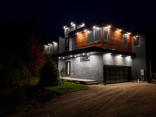 aluminum-windows-Toronto-lights