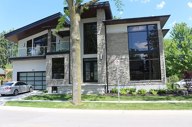 delco windows toronto